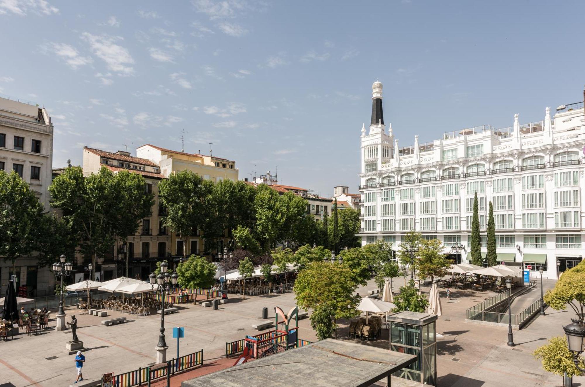 Santa Ana Plaza Appartement Madrid Kamer foto