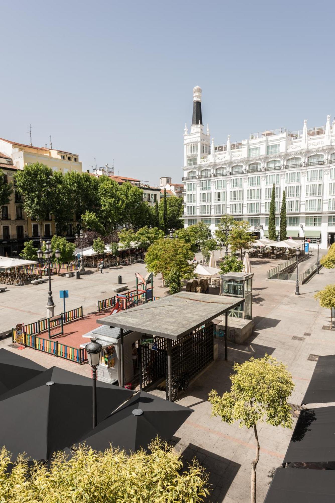 Santa Ana Plaza Appartement Madrid Kamer foto
