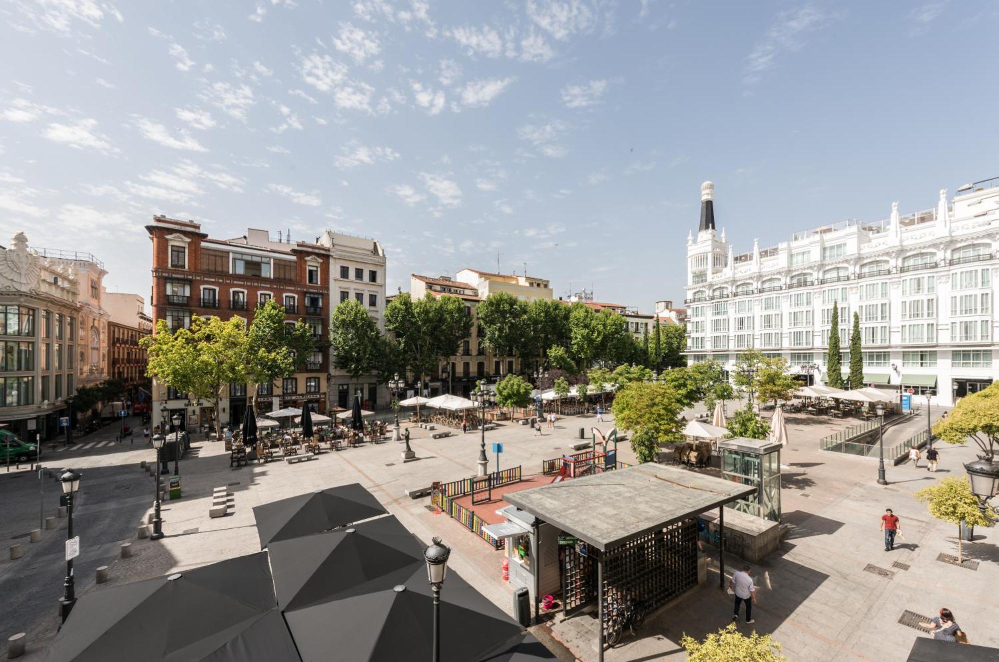 Santa Ana Plaza Appartement Madrid Kamer foto