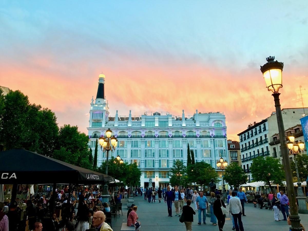 Santa Ana Plaza Appartement Madrid Buitenkant foto